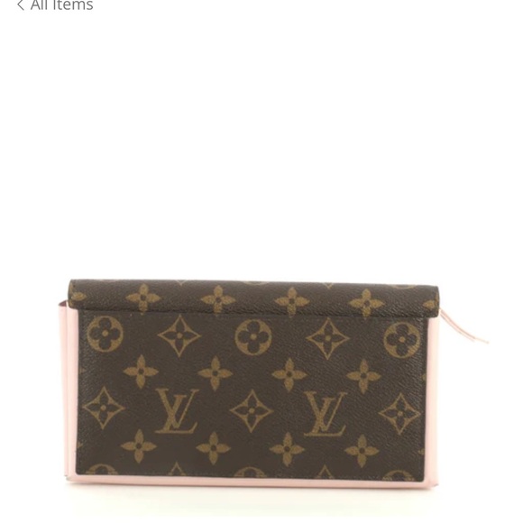 LOUIS VUITTON
Rose Ballerine Monogram
Canvas Flore Wallet - Picture 6 of 12